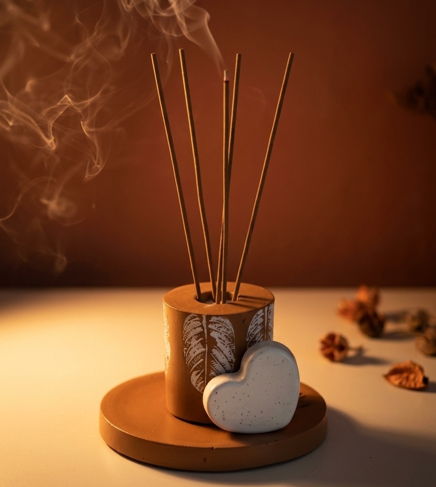 Concrete Reed Diffuser with Heart