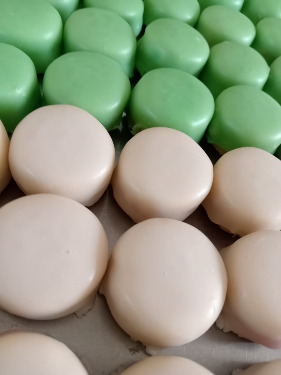 Assorted Green & Vanilla Sweet Bites
